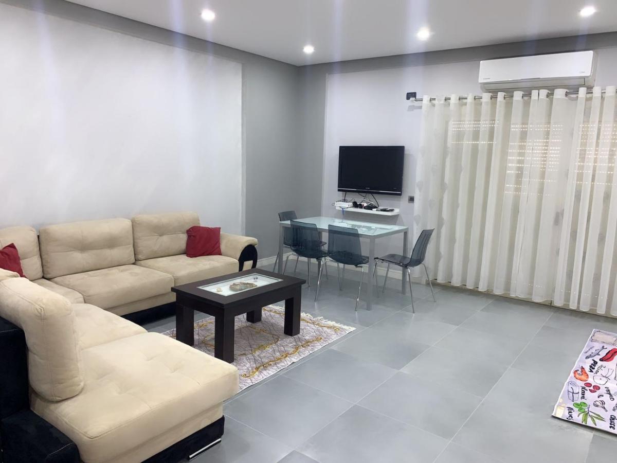 Apartament Dean Appartamento Vlorë Esterno foto